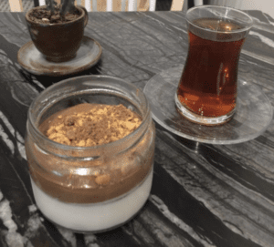 مطعم موتو ستريت فود في اسطنبول تيرامسو